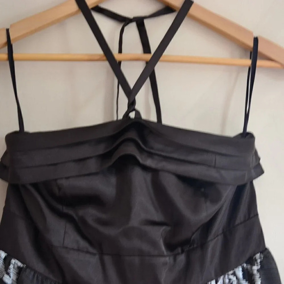 NWT  Halter style dress - Picture 7 of 10